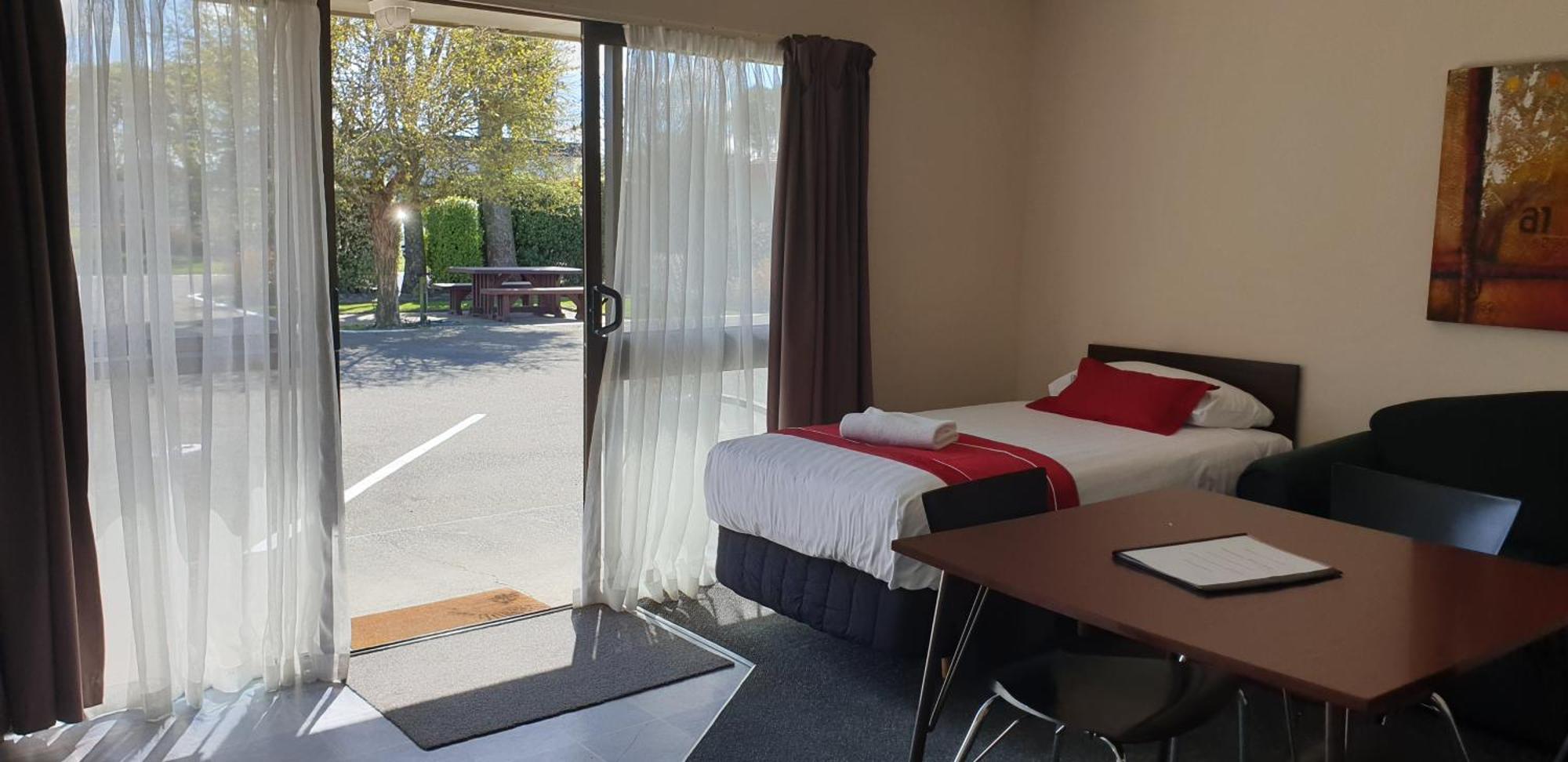 Commodore Motor Lodge Ashburton Exteriör bild